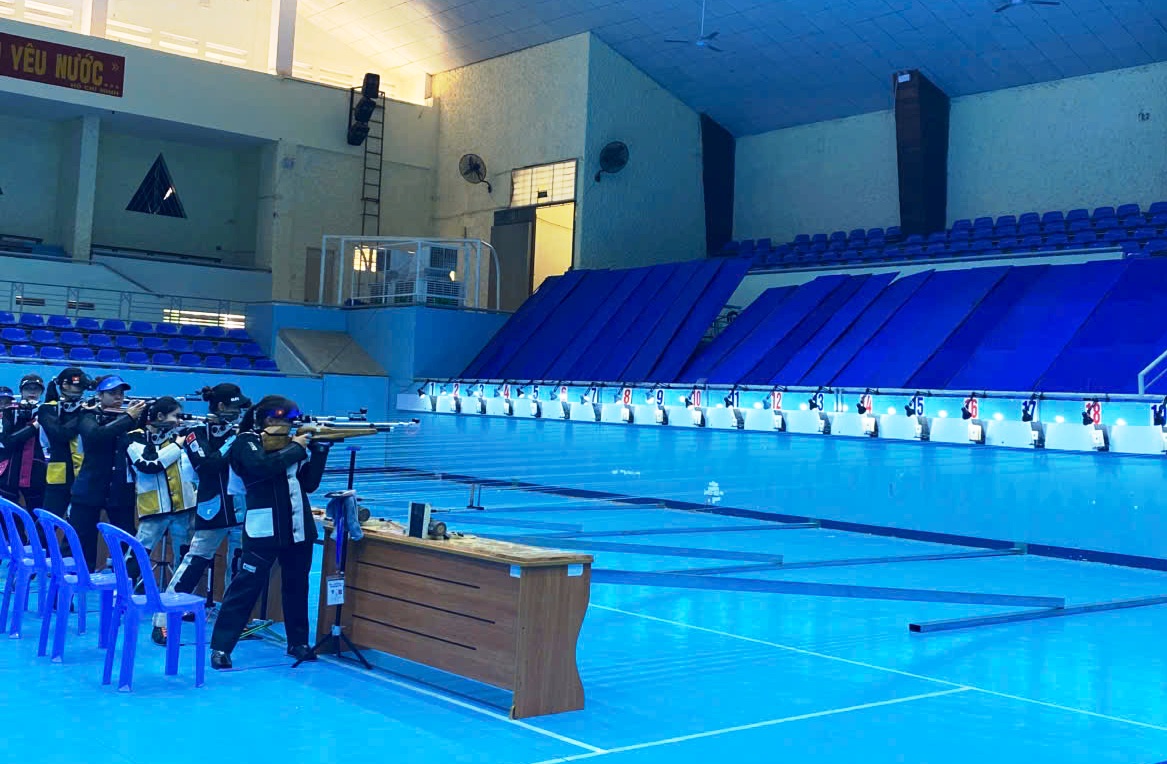 Các vận động viên bước vào tranh tài ở những nội dung thi đấu của giải.